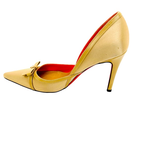 Judith Leiber NWD beige satin and leather 4” high heel pump Sz 8 - Picture 6 of 14